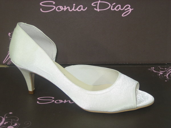 233301 WEDDING SHOES, WHITE TEXTILE HEEL SHOES, INSOLE LEATHER, HEEL 7 CM
