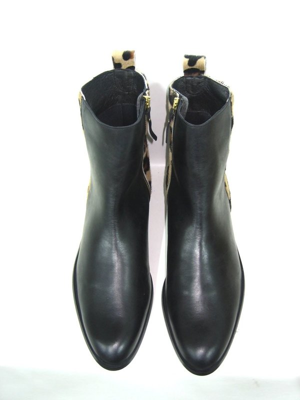 54540000 BLACK LEATHER ANKLE BOOT