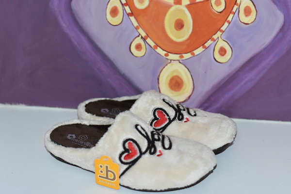 IN754 WHITE SLIPPER HOMEWARE, LOVE, COMFORTABLE ORTHOPEDIC INSOLE, HIGH QUALITY