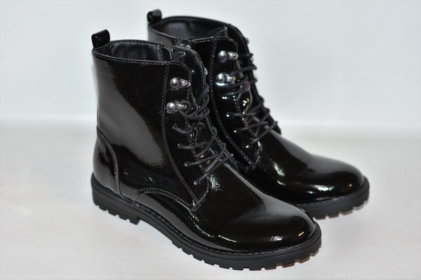 97040302 BLACK PATENT MILITARY ANKLE BOOTS, INNER ZIPPER, RUBBER SOLE. 32/35