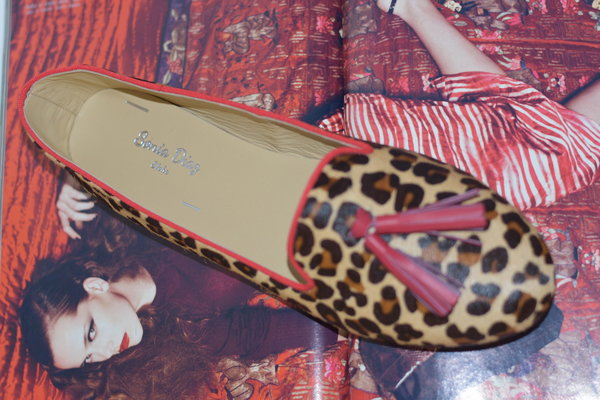 23101912 ANIMAL PRINT LEATHER SLIPPER, RED TASSELS, LEATHER INSOLE, LID 2.50 CM.